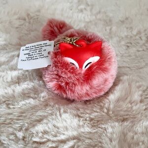 Bath & Body Works Fox Pom Pom Keychain/Pocketbac